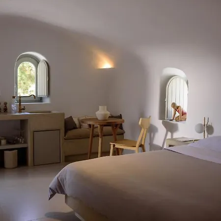 Treasures Art * Oia (Santorini)