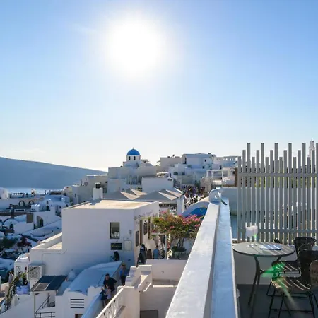 Treasures Art Oia