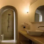 Treasures Art Oia